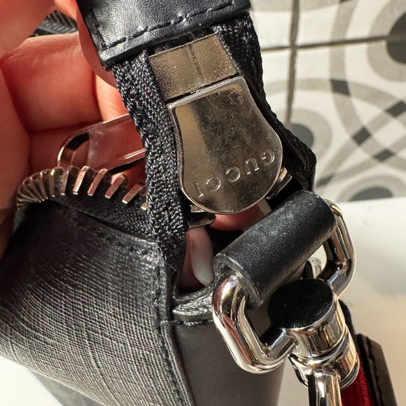 Gucci GG Supreme Messenger Bag 474137 K5RLN Black Web Stripe Crossbody - Picture 5 of 13